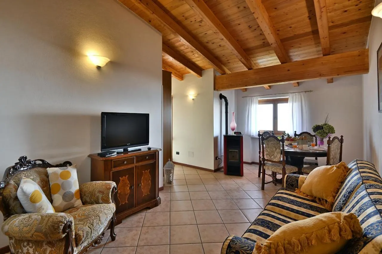 Apartment Appartamento Maja - Theater Home Tignale