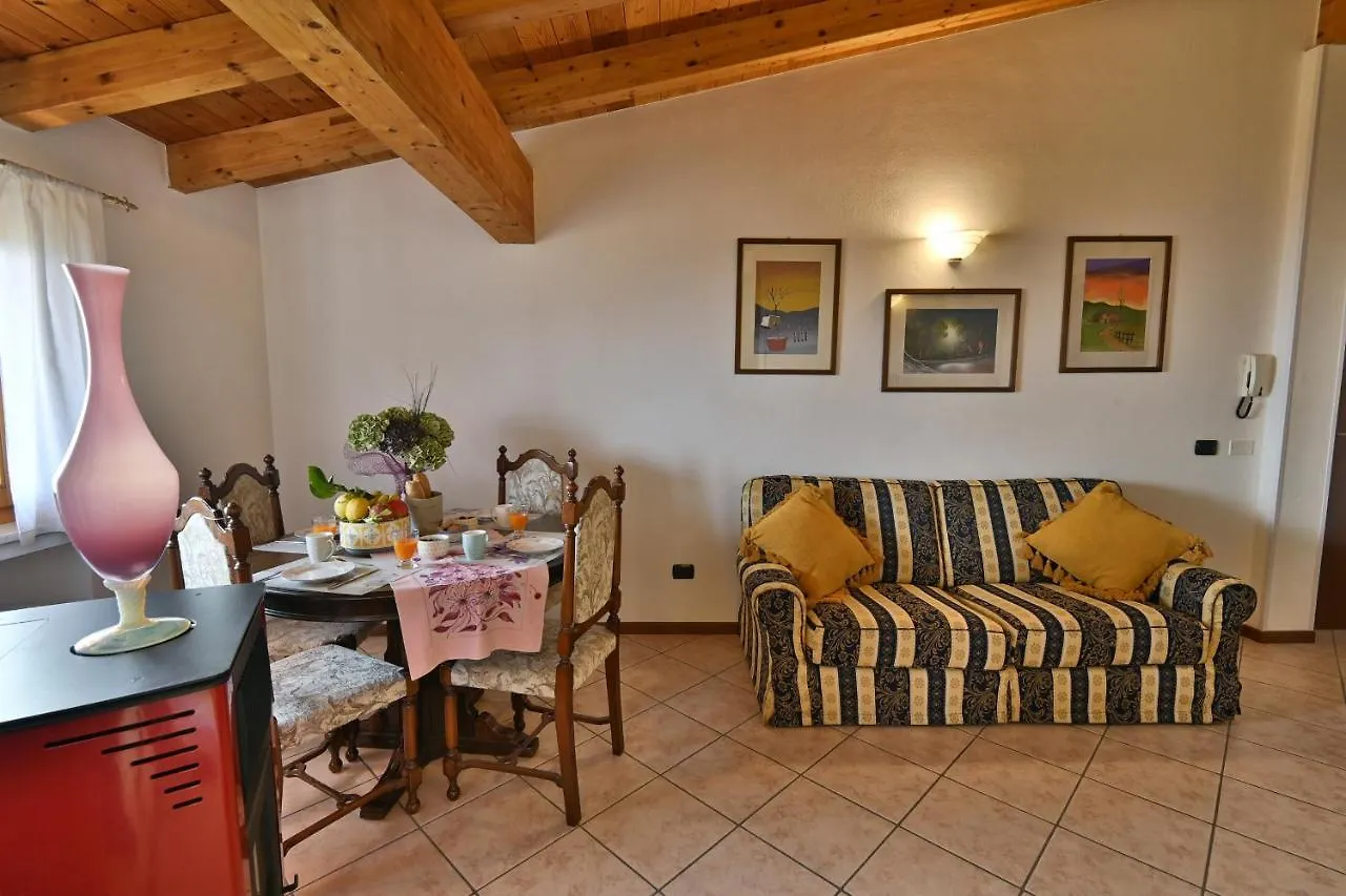 Appartamento Maja - Theater Home Tignale 0*,  Italy