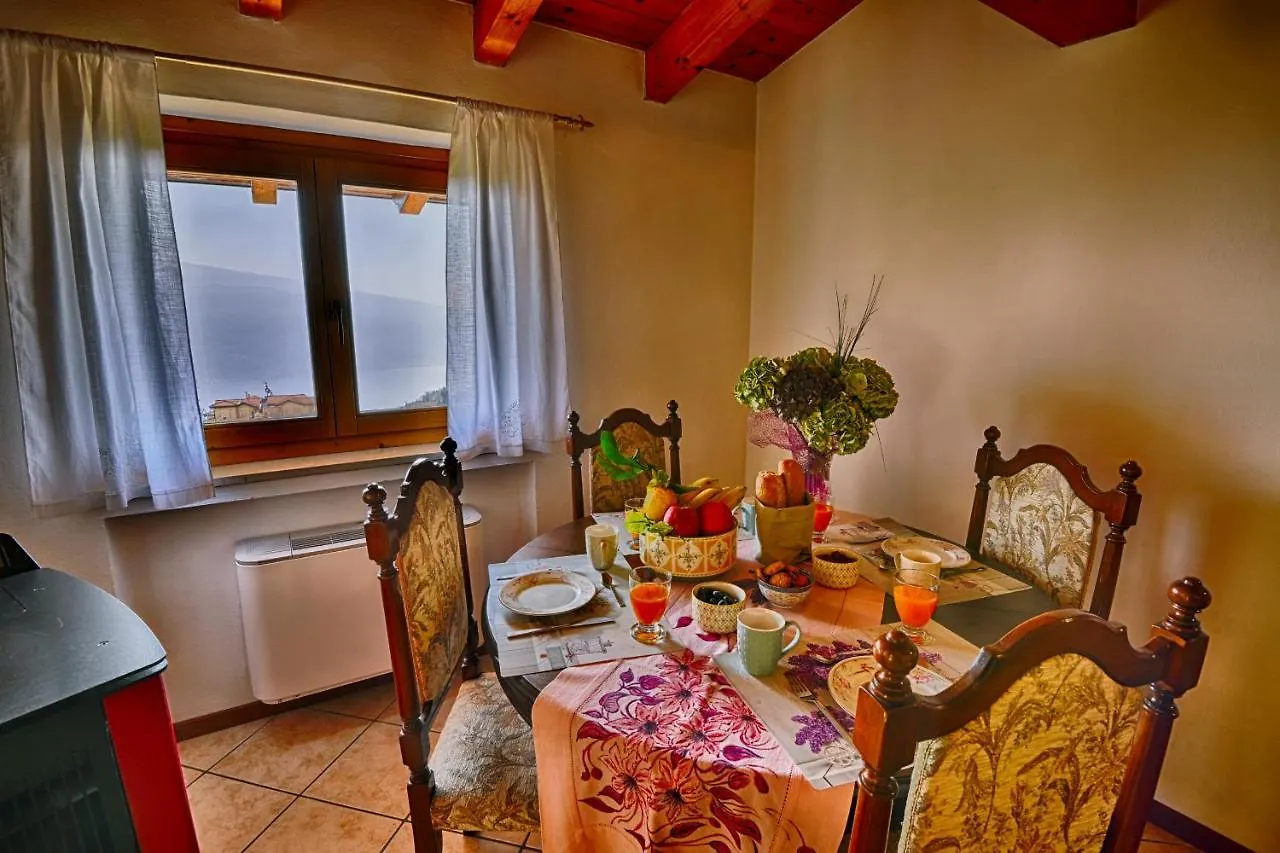 Appartamento Maja - Theater Home Tignale Apartment