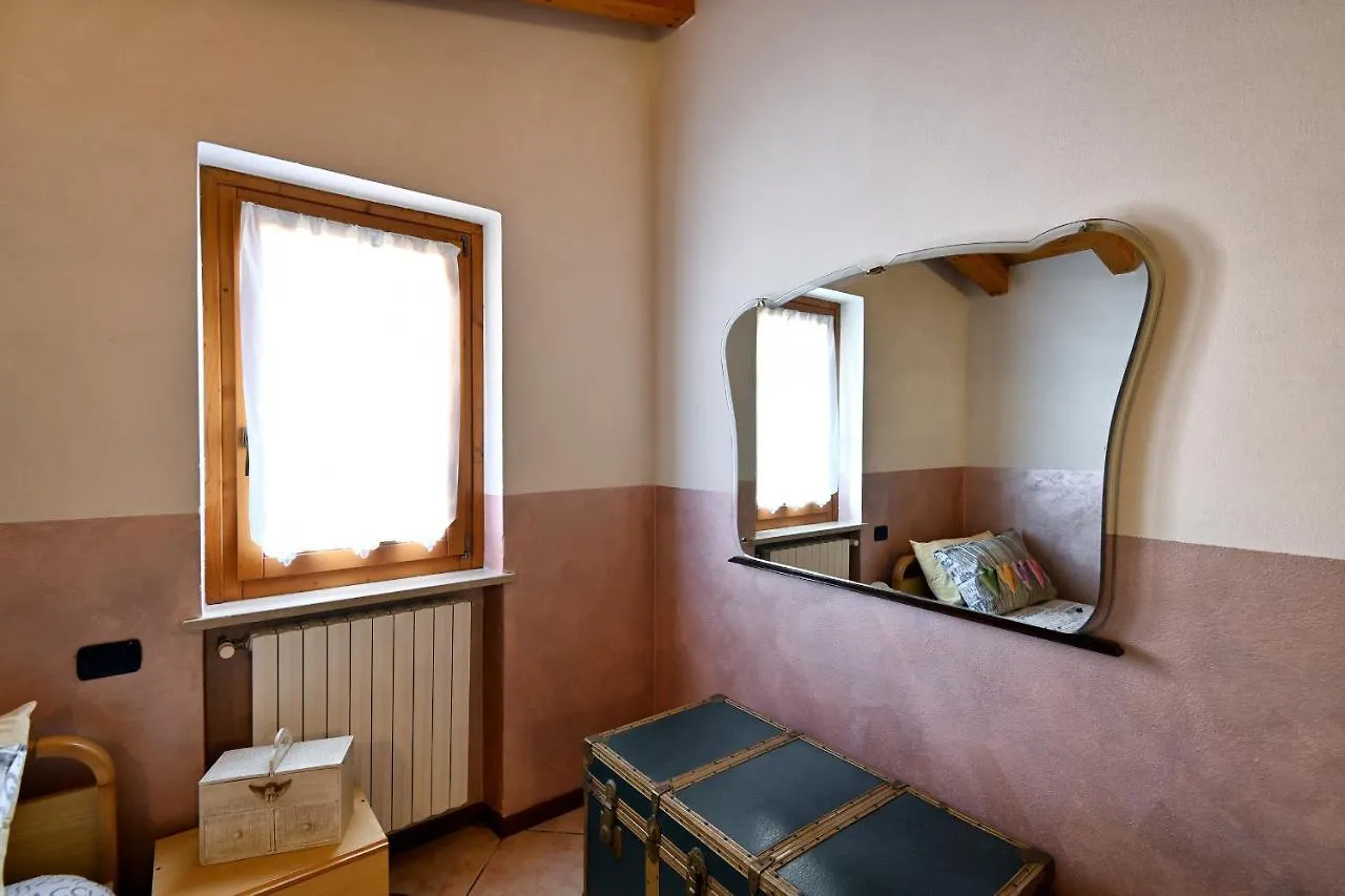 Appartamento Maja - Theater Home Tignale Italy