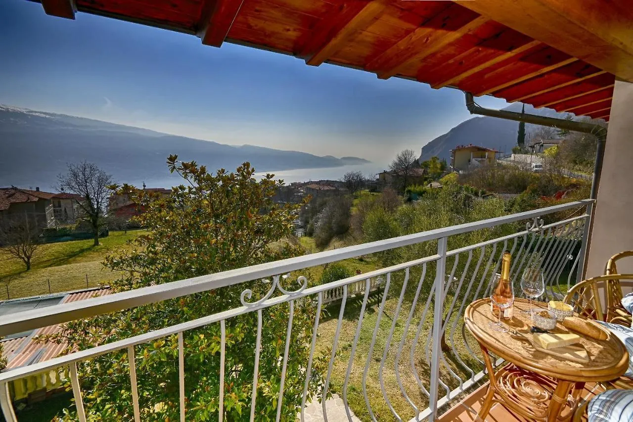 Apartment Appartamento Maja - Theater Home Tignale